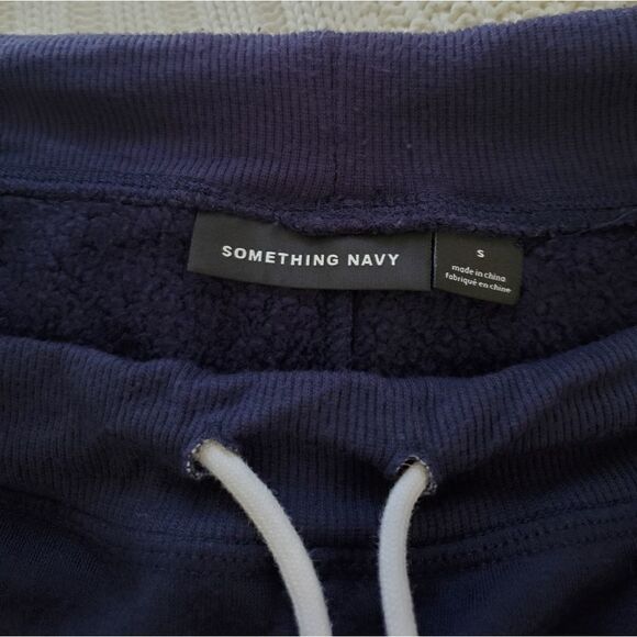 Something Navy Fleece Sweatpants size Small in Blue - Picture 9 of 10